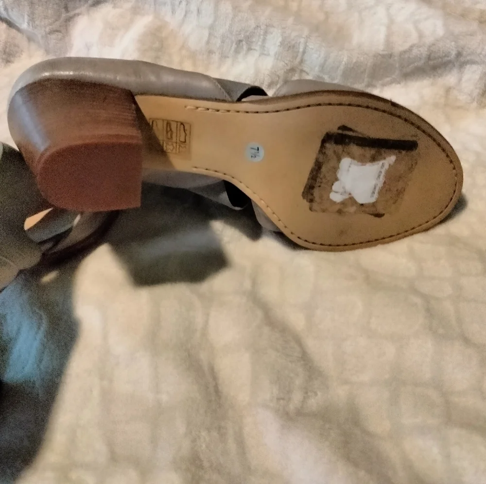 Amalfi by Rangoni Made in Italy Women's Heels